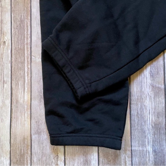 The North Face Women’s Simple Logo Black Joggers - Picture 5 of 8